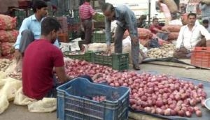 Tamil Nadu: Onion prices shoot up in Chennai