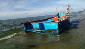 Tamil Nadu: Mystery boat washed ashore in Rameswaram