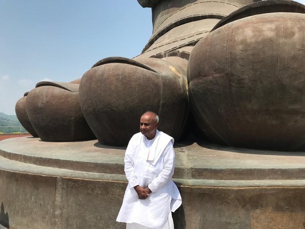 Former PM HD Deve Gowda visited the Statue of Unity in Gujarat