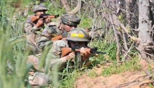 Pakistan violates ceasefire in Kupwara, homes damaged