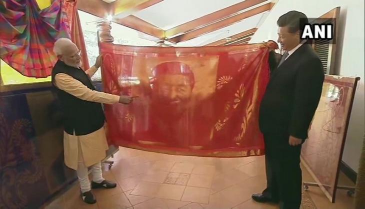 PM Modi, Xi Jinping inspect artefacts, handloom on day 2 of Mamallapuram Summit