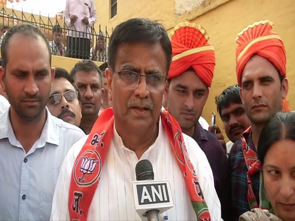 Veer Savarkar: Did Gandhi visit cellular jail or any Congressman given kalapani? BJP questions Congress