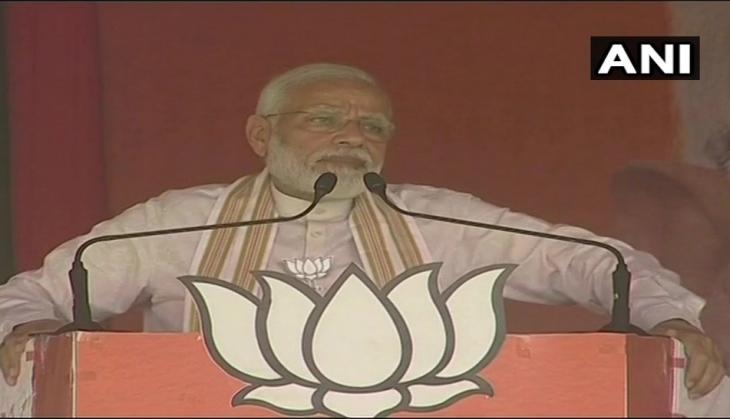 PM Modi keeps up attack on Congress on issue of Article 370