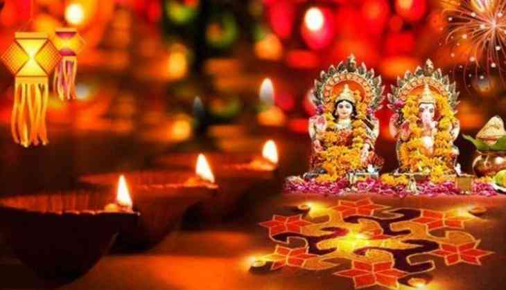 Diwali Puja Time 2019 Check Out Exact Puja Vidhi And Shubh Muhurat For Lakshmi Puja Catch News 2485