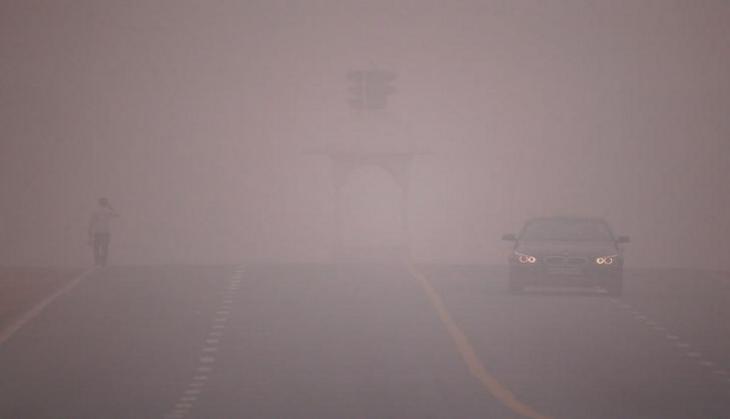 Delhi chokes again day ahead of Diwali, likely to worsen tomorrow