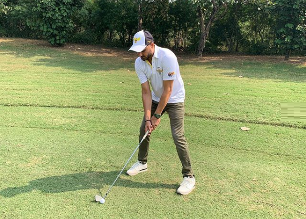 Virat Kohli and Yuvraj Singh hilariously trolls Harbhajan Singh after his Instagram post