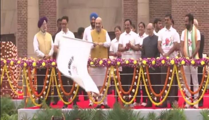Delhi: Home Minister Amit Shah flags off 'Run for Unity'