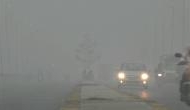 Thick smog blankets parts of Delhi, AQI crosses severe level
