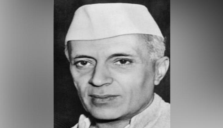 PM Modi, Manmohan Singh and Sonia Gandhi pay tribute to Nehru on birth anniversary