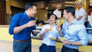 VVS Laxman does the unthinkable, makes Gautam Gambhir laugh out loud!