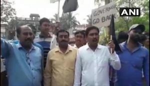 West Bengal Governor shown black flags by TMC workers in Murshidabad
