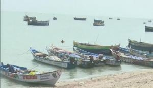 Tamil Nadu fishermen attacked, chased away by Sri Lankan Navy