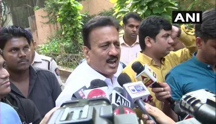 Many Shiv Sena MLAs may join us: BJP leader Girish Mahajan