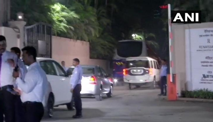 mla in hotel