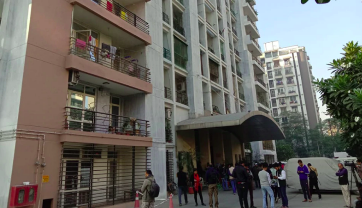 Ghaziabad: Man jumps to death along with two wives after killing two kids