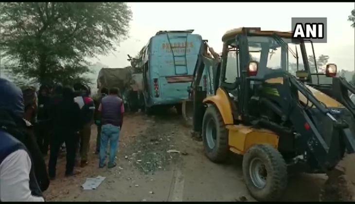 Madhya Pradesh: 9 dead, 23 injured in car-truck collision in Rewa