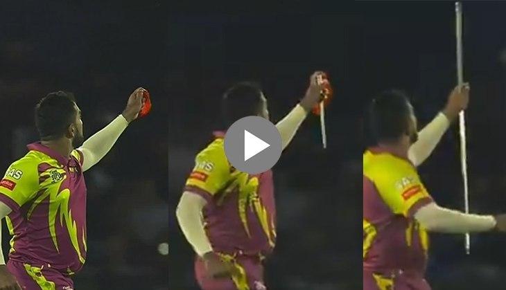 Tabraiz Shamsi Show Magic on Field