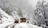 Jammu-Srinagar highway closed due to heavy snowfall in Kashmir