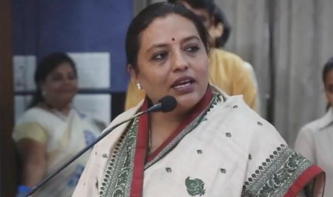 Devendra Fadnavis creating confusion through 'fake' videos: Congress MLA