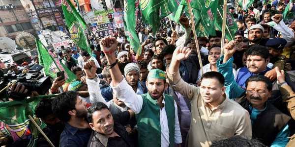 Anti-CAA bandh called by RJD rocks Bihar; rail, road traffic