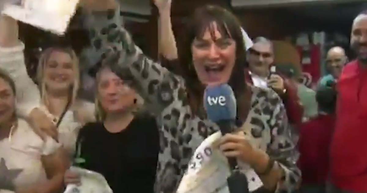 Watch: TV reporter resigned live on air, thinking she had hit lottery jackpot