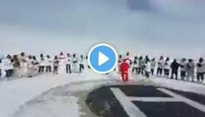 Kashmir: Indian soldiers singing Christmas carol Jingle Bells on LoC; video will make your day!