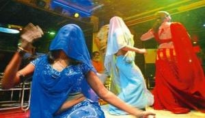 Mumbai: Dance bar raided; 5 women rescued, seven arrested