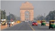 Weather Update: Delhi wakes upto cold, foggy morning; light rains expected