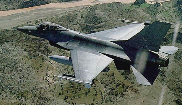 Pakistan Air Force jet crashes; 2 pilots dead