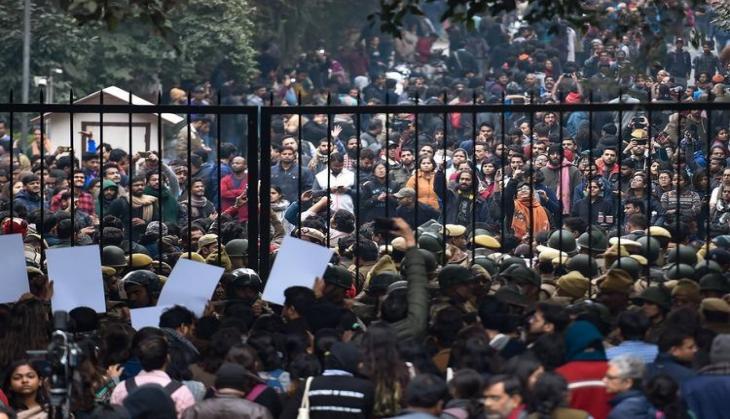 JNU Violence: Delhi police identifies 37 members of 'Unity Against Left' WhatsApp group