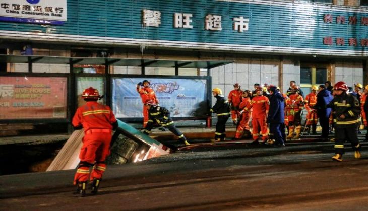 China: Huge sinkhole swallows bus; Six killed, 10 missing