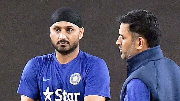 Harbhajan Singh reacts to MS Dhoni being left out of BCCI's annual contracts list