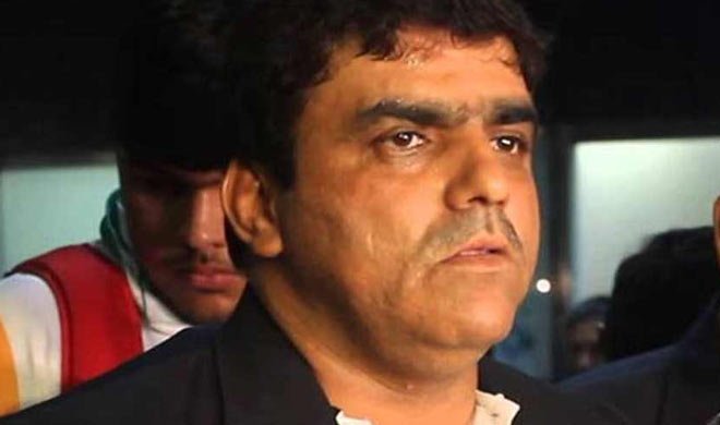 Dawood's aide Riyaz Bhatti detained at Mumbai airport after he tried to leave India