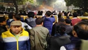 Delhi Violence: Police disperse protesters who gheraoed CM Arvind Kejriwal's residence 