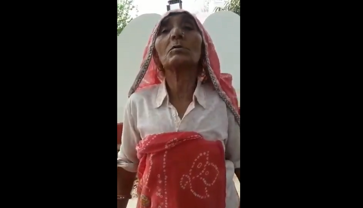 Have you seen this ‘desi’ Dadi speaking fluently in English? Twitter waiting for Shashi Tharoor's reaction