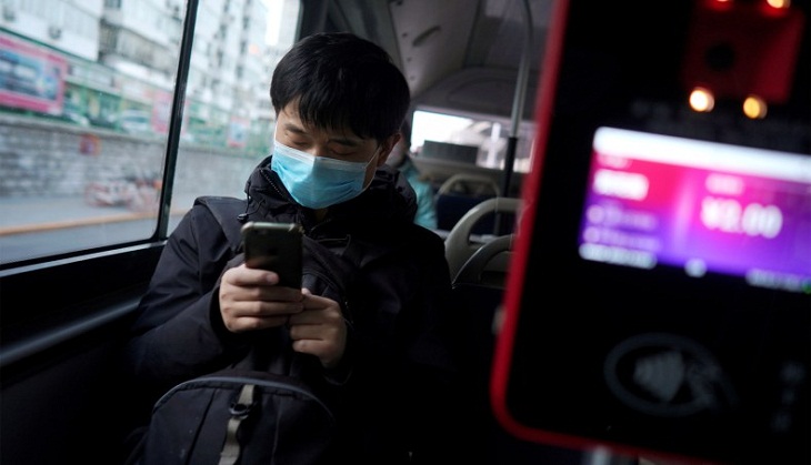 Alert! Protect your smartphone from coronavirus with this phone sanitizer