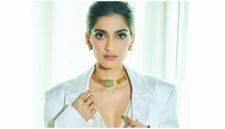 Sonam Kapoor donates her e-shop Bhaane's earning to feed stray animals during Coronavirus lockdown