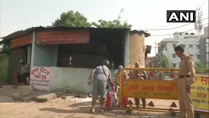Coronavirus: Police barricades Hindipiri area in Ranchi amid rising COVID-19 cases