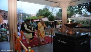 PM Modi pays tribute to martyrs of Jallianwala Bagh massacre