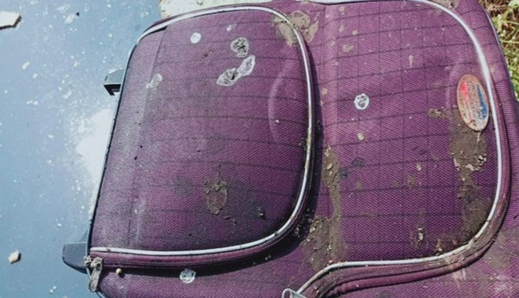 Karnataka lockdown: Due to lockdown 17-year-old boy packs his friend in suitcase to sneak in building