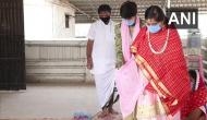 Gujarat: Couple ties knot in Surat wearing masks, gloves amid Coronavirus crisis