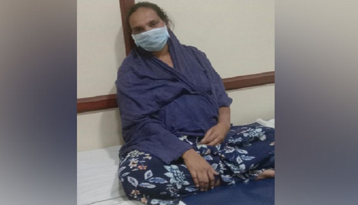 Delhi: Policemen save woman's life amid COVID-19 lockdown 