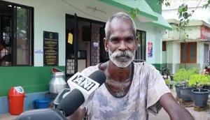 Coronavirus Lockdown: Kerala coconut tree climber supplies free water, snacks daily to cops on lockdown duty