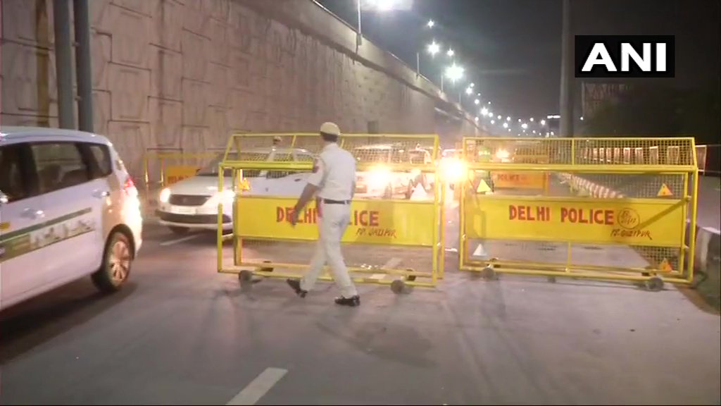 Covid-19: Security tightened at Delhi-Ghaziabad border amid lockdown