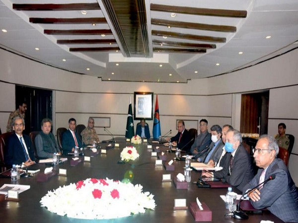 Pakistan govt authorises army to take over in case business community, religious clerics violate COVID-19 lockdown