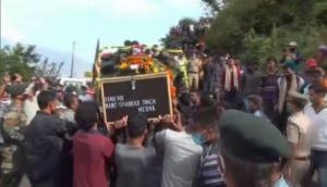 Uttarakhand: Last rites of soldier killed in ceasefire violation in Baramulla performed at his native village
