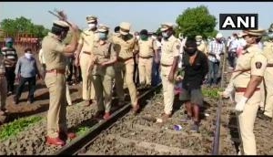 Aurangabad: Locomotive pilot tried to stop after spotting workers on track but train didn't stop, inquiry ordered in case