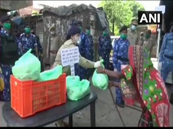 UP: Moradabad Police, RAF jawans help needy residents of city