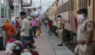 दिवाली से पहले वाराणसी, अयोध्या समेत देश के 46 रेलवे स्टेशनों को बम से उड़ाने की धमकी, अलर्ट जारी
