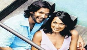 Milind Soman shares bold pic with Madhu Sapre; wonders how people would react if it released today